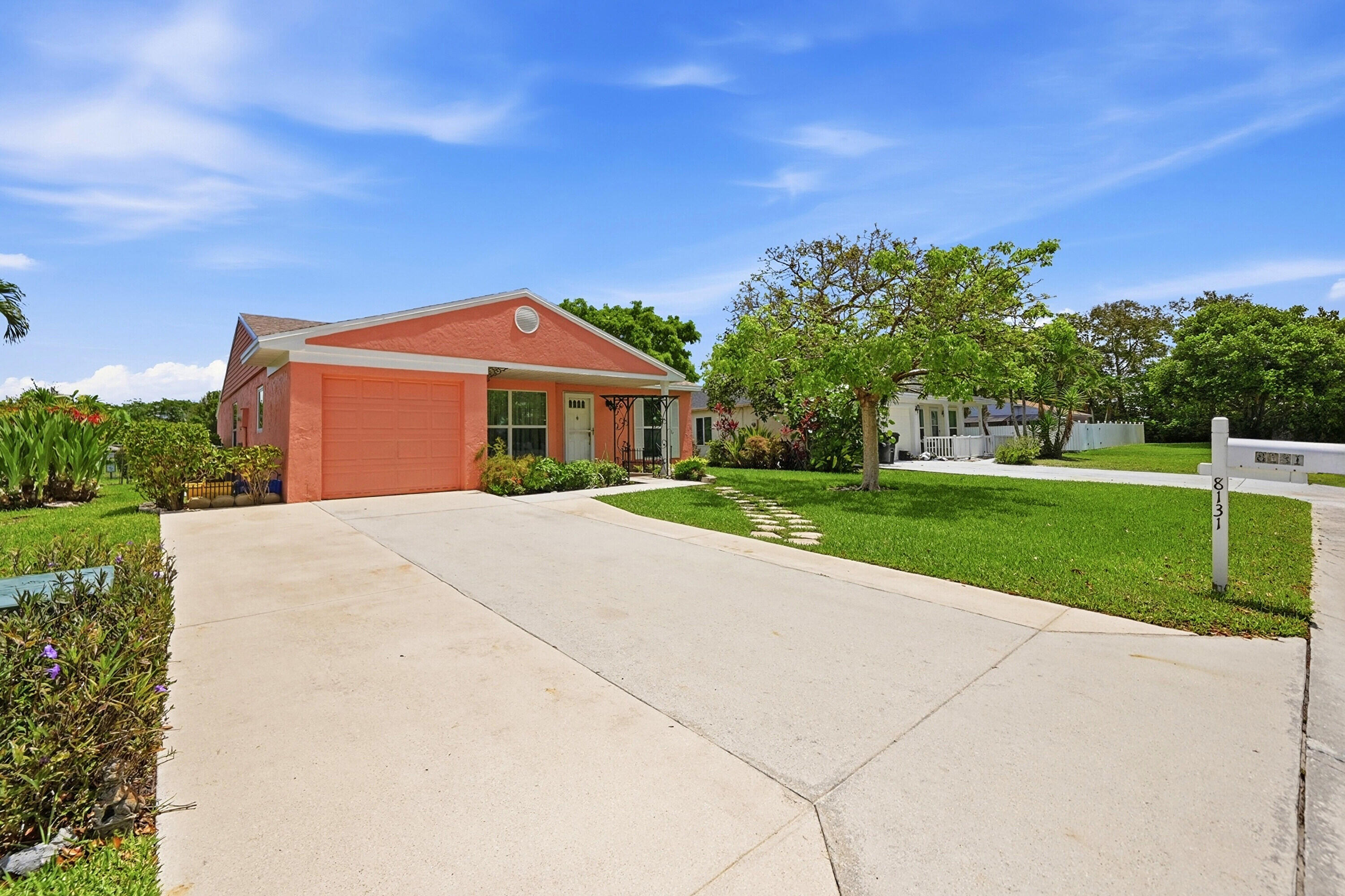 8131 Country Park Drive