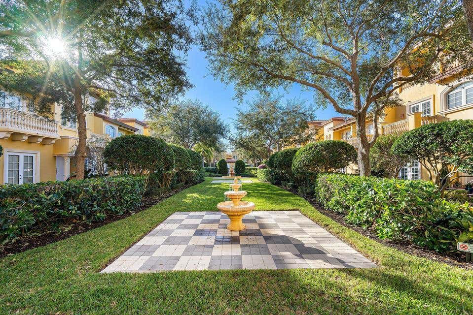 Photo of 210 NE 69th Circle, Boca Raton, FL 33487 (MLS # B26047406)