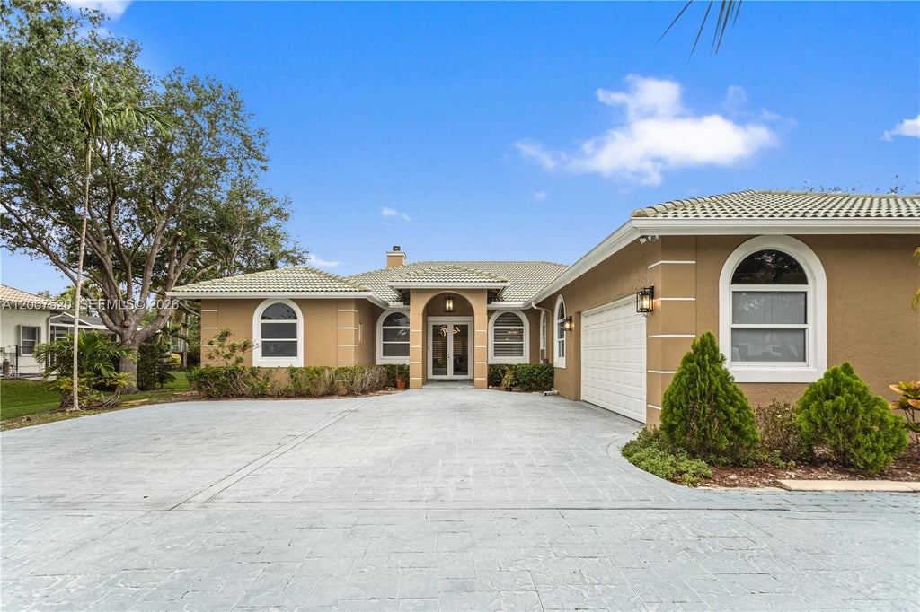 Photo of 12343 NW 19th Street, Plantation, FL 33323 (MLS # A12007520)