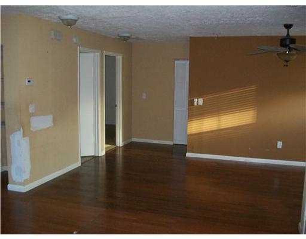 Photo of 1050 SW Fenway Road, Port Saint Lucie, FL 34953 (MLS # R11141546)