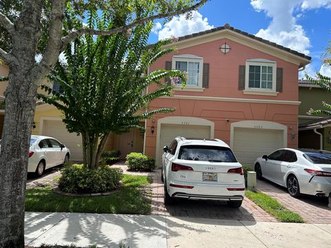 Featured picture for the property R10908044