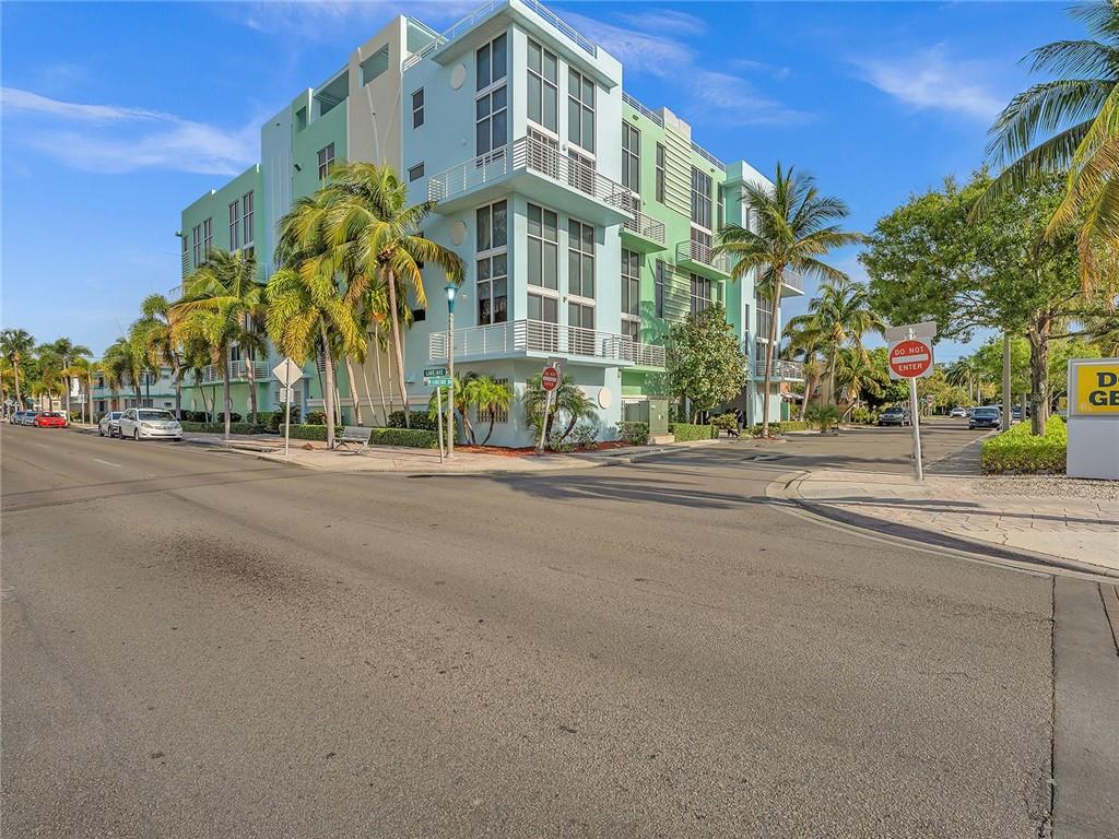 LAKE AVENUE LOFTS CONDO - Residential