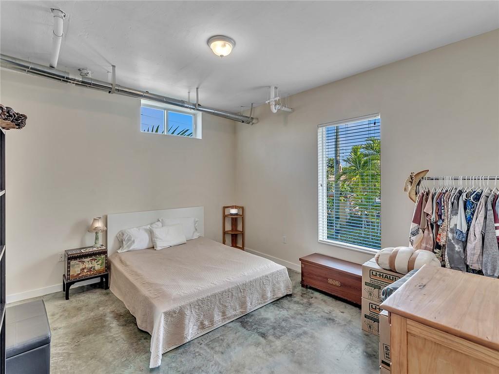 LAKE AVENUE LOFTS CONDO - Residential