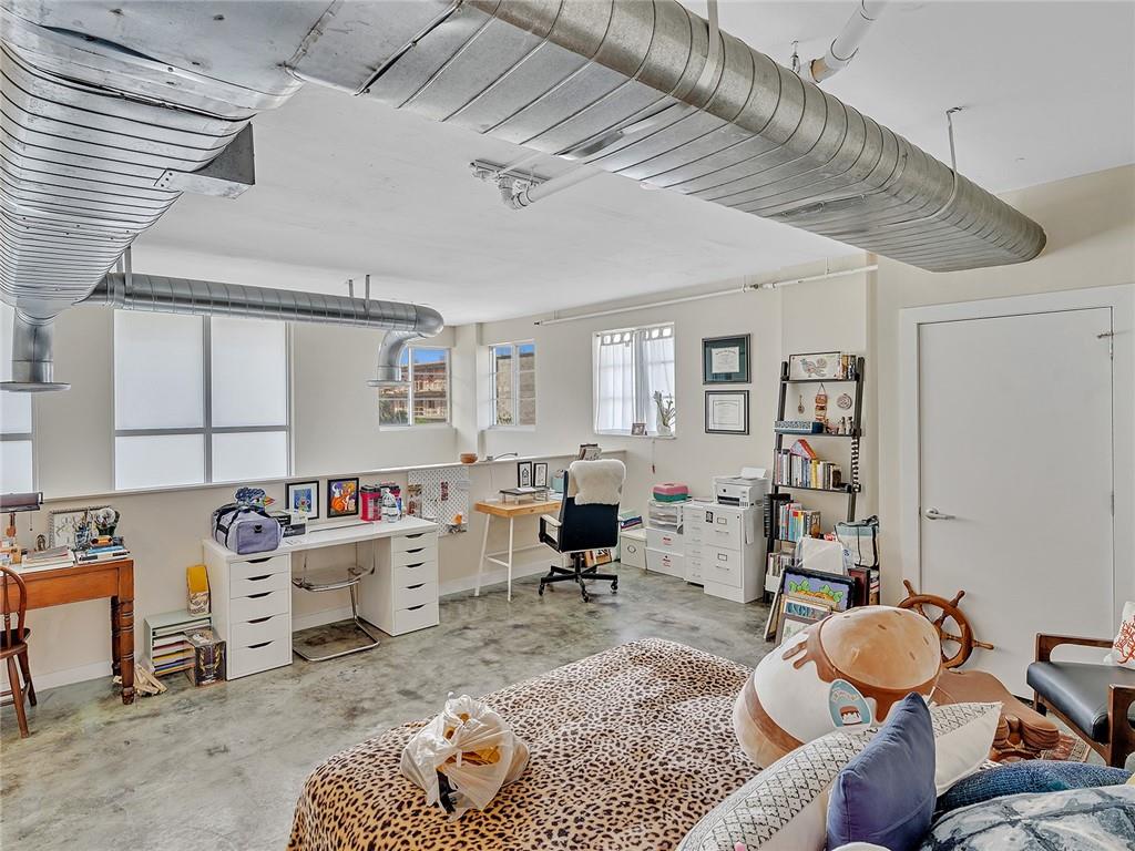 LAKE AVENUE LOFTS CONDO - Residential