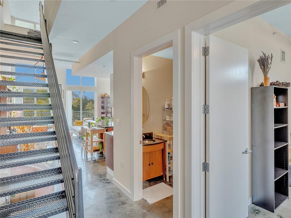 LAKE AVENUE LOFTS CONDO - Residential