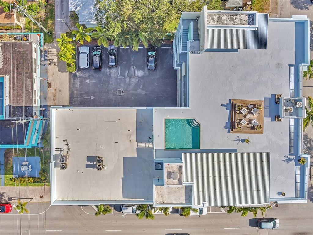 LAKE AVENUE LOFTS CONDO - Residential