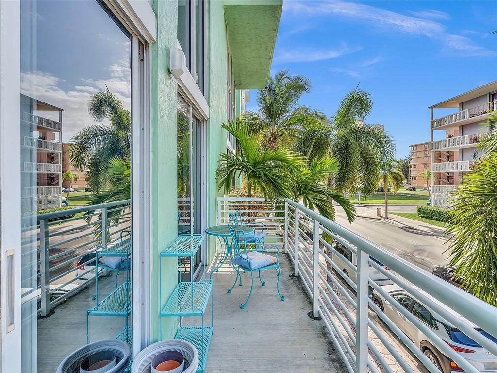 LAKE AVENUE LOFTS CONDO - Residential