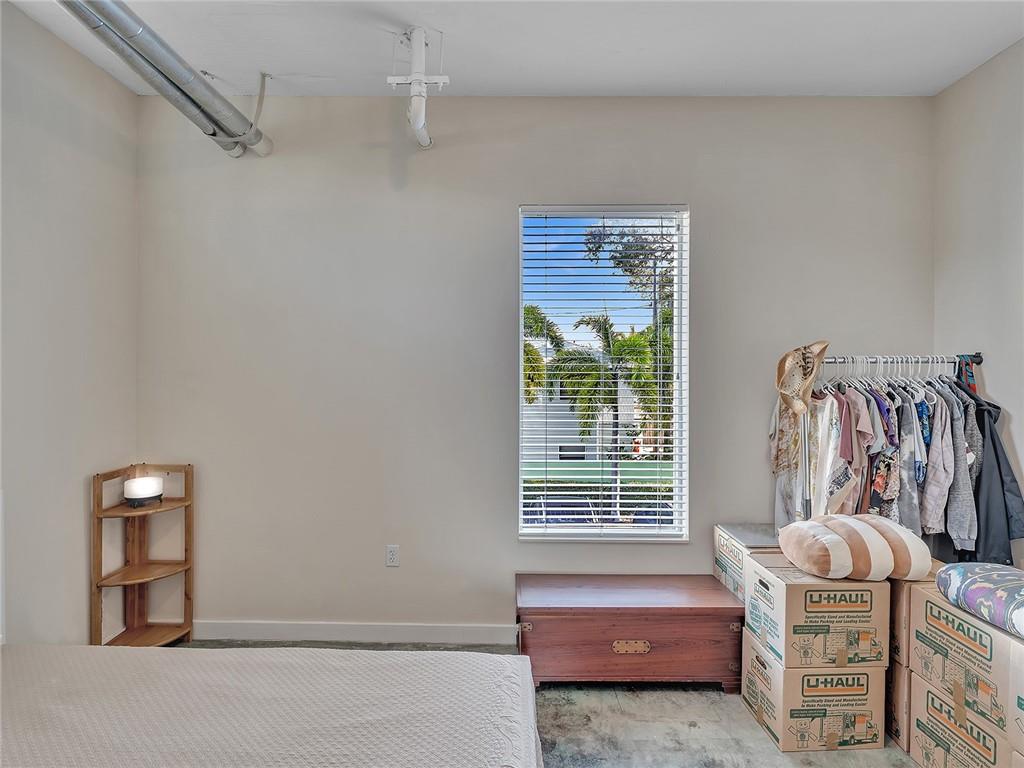 LAKE AVENUE LOFTS CONDO - Residential