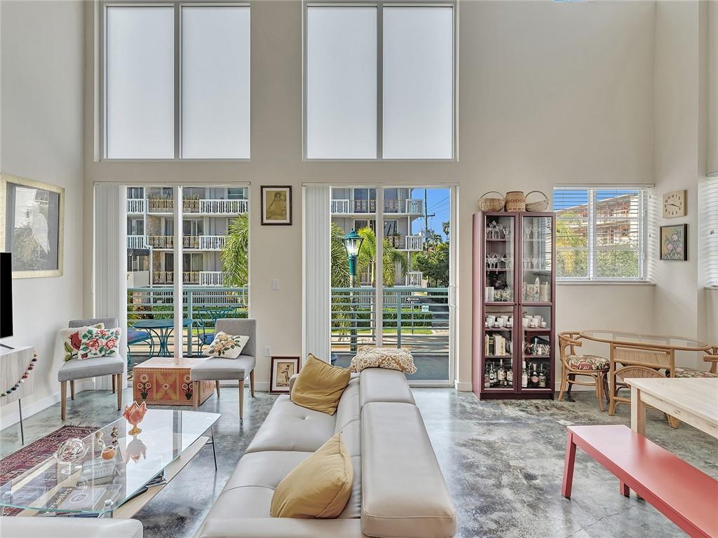 LAKE AVENUE LOFTS CONDO - Residential