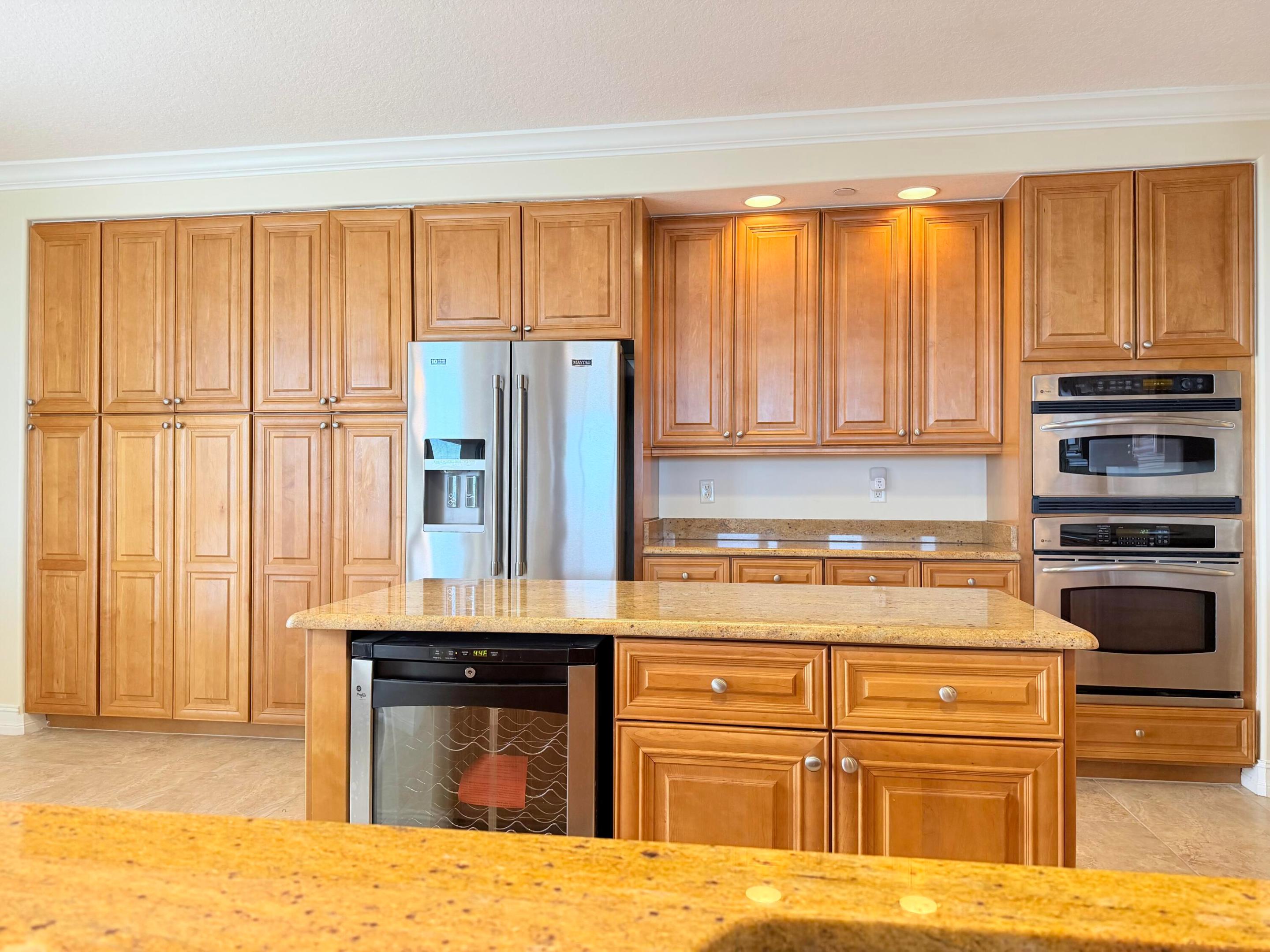 OCEANIQUE OCEANFRONT, A CONDOMINIUM - Residential