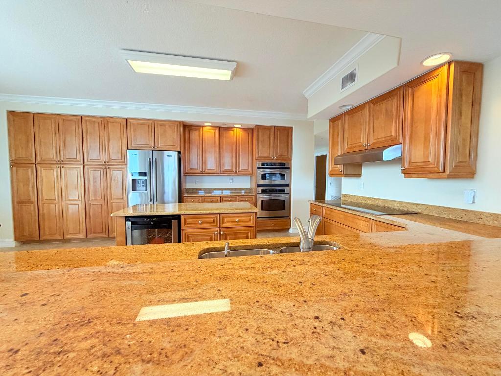 OCEANIQUE OCEANFRONT, A CONDOMINIUM - Residential