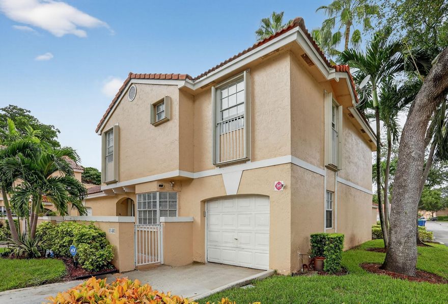 Beautifully maintained 3-bedroom, 2.5-bath corner townhome offering comfort and low-maintenance living. All bedrooms are located upstairs along with the washer and dryer for added convenience. The home features brand-new flooring on the first floor and new carpet on the second. Enjoy peace of mind with no polybutylene piping, full hurricane protection—accordion shutters upstairs and panels downstairs—and a newer 2021 Carrier AC. The roof and exterior are maintained by the association, and you’ll appreciate the single-car garage plus plenty of guest parking. This move-in-ready home combines style, functionality, and modern upgrades in a desirable community.
