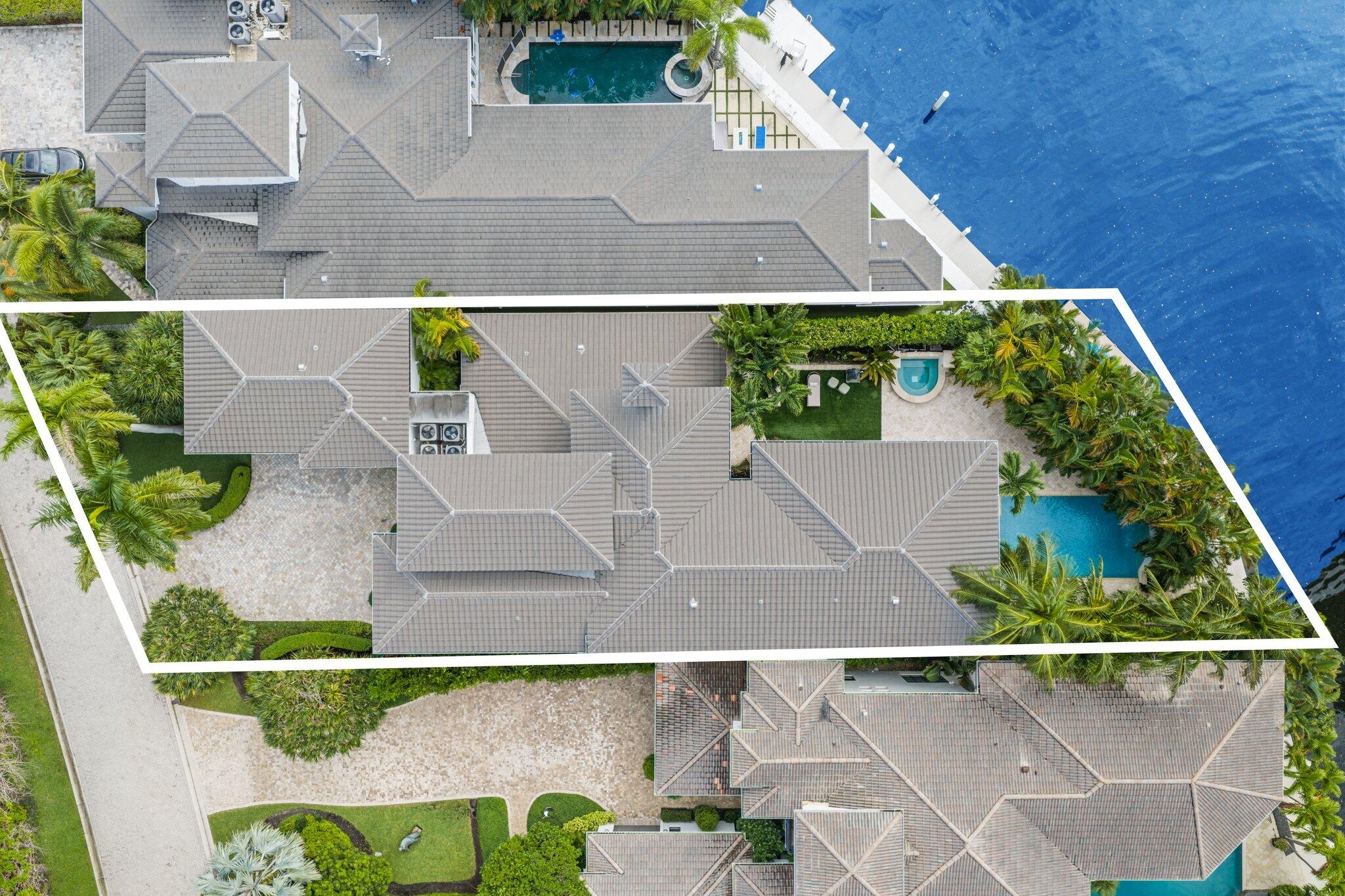 1010 Grand Court