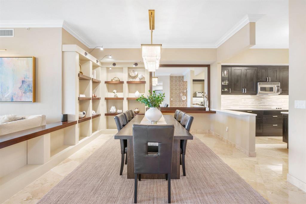 ESPLANADE GRANDE CONDO - Residential