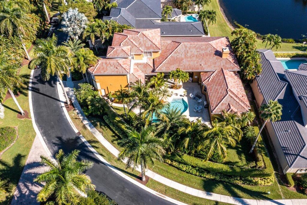 Photo of 16146 Bristol Pointe Drive, Delray Beach, FL 33446 (MLS # R10764413)