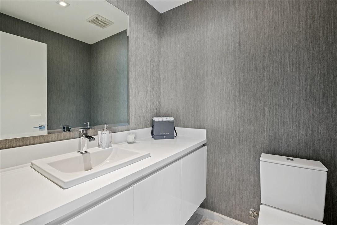 PARAMOUNT - Residential Lease