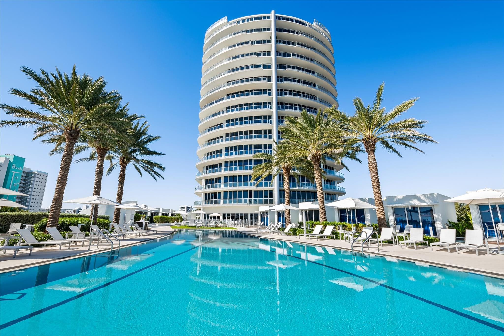 PARAMOUNT - Residential Lease