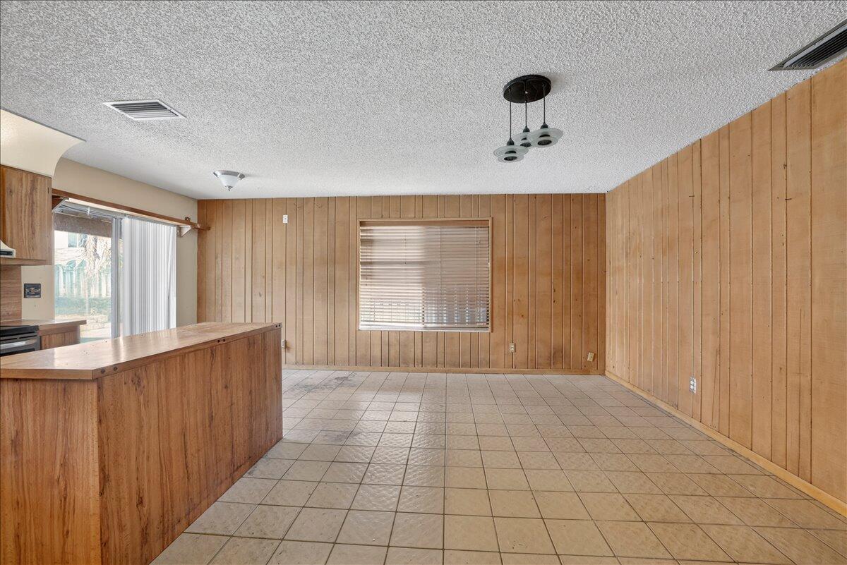 BOULEVARD NORTH - Residential
