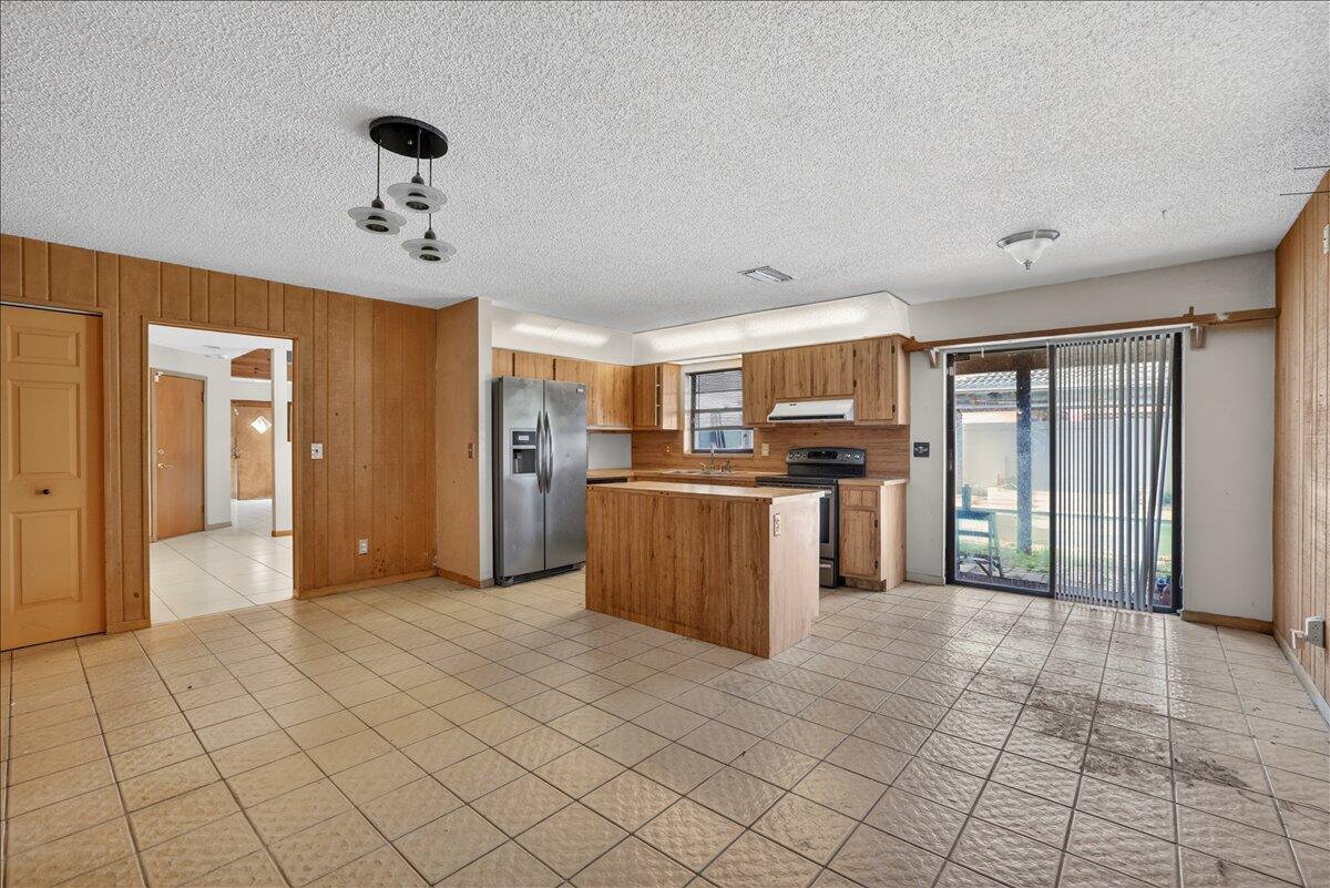BOULEVARD NORTH - Residential