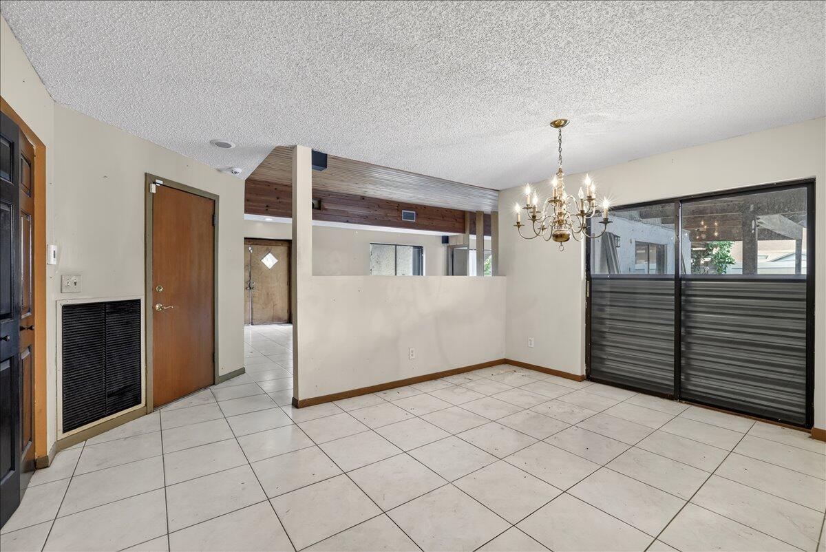 BOULEVARD NORTH - Residential