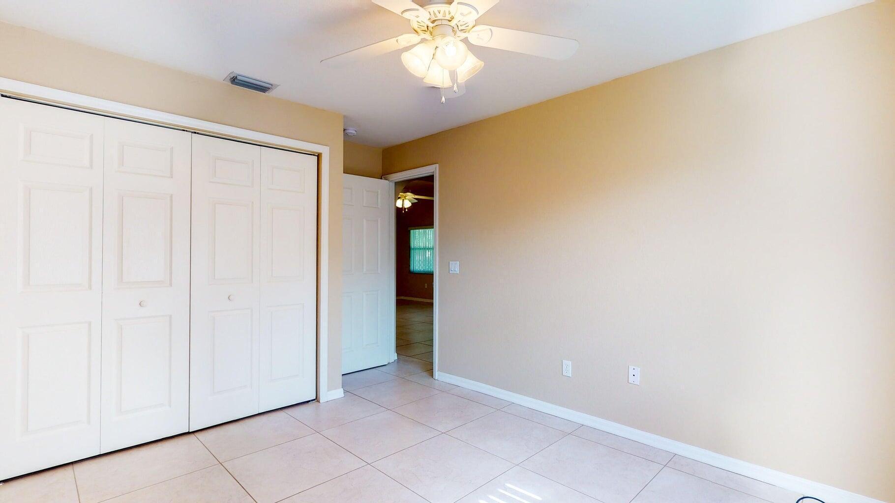 PORT ST LUCIE SECTION 4 - Residential