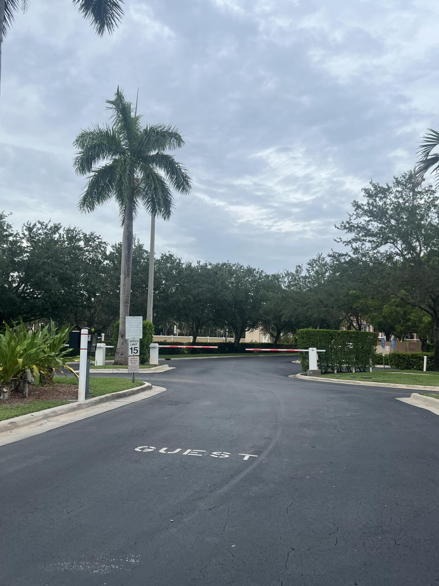 COVE AT BRIAR BAY CONDO - Residential