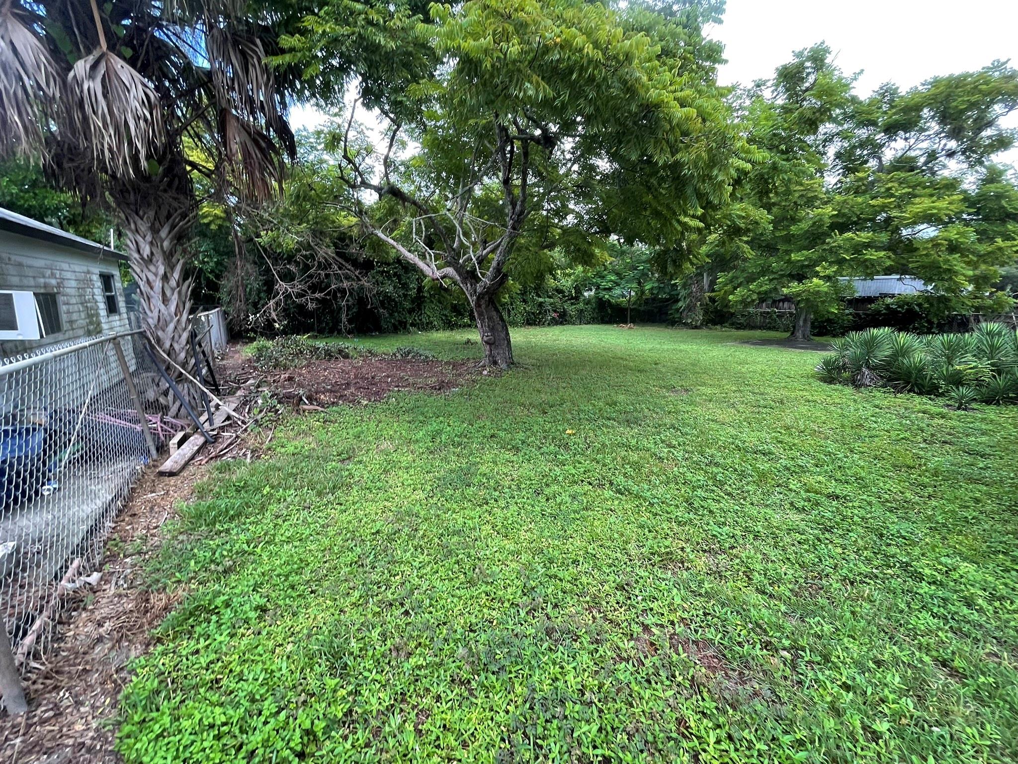 PT LABELLE UNIT 4 - Residential