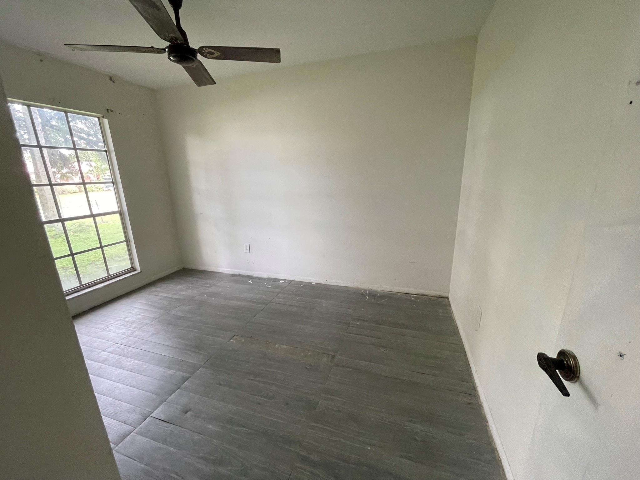 PT LABELLE UNIT 4 - Residential