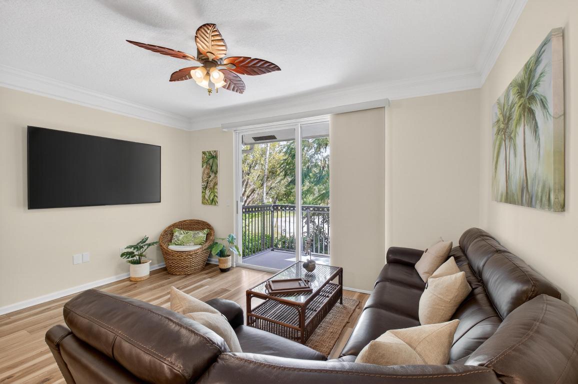 2022 Alta Meadows Lane 607