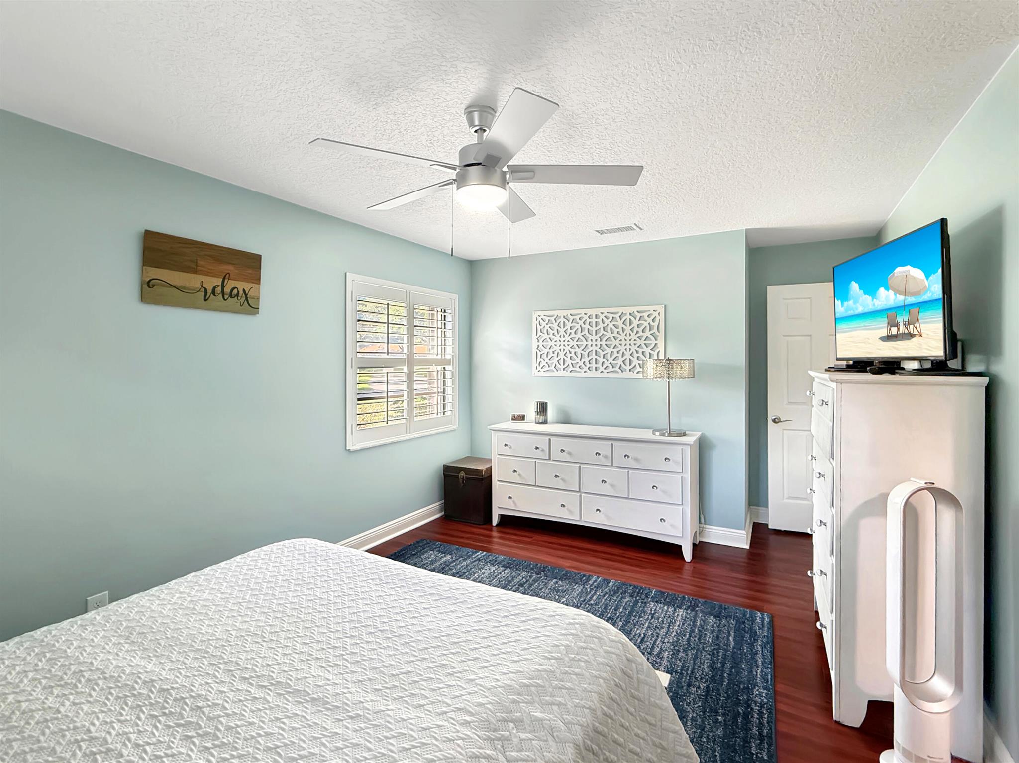 TRADEWINDS AT DOS LAGOS C - Residential