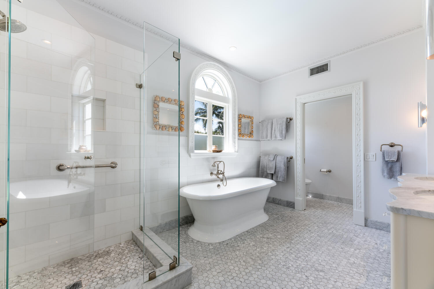 ROYAL PARK - Residential