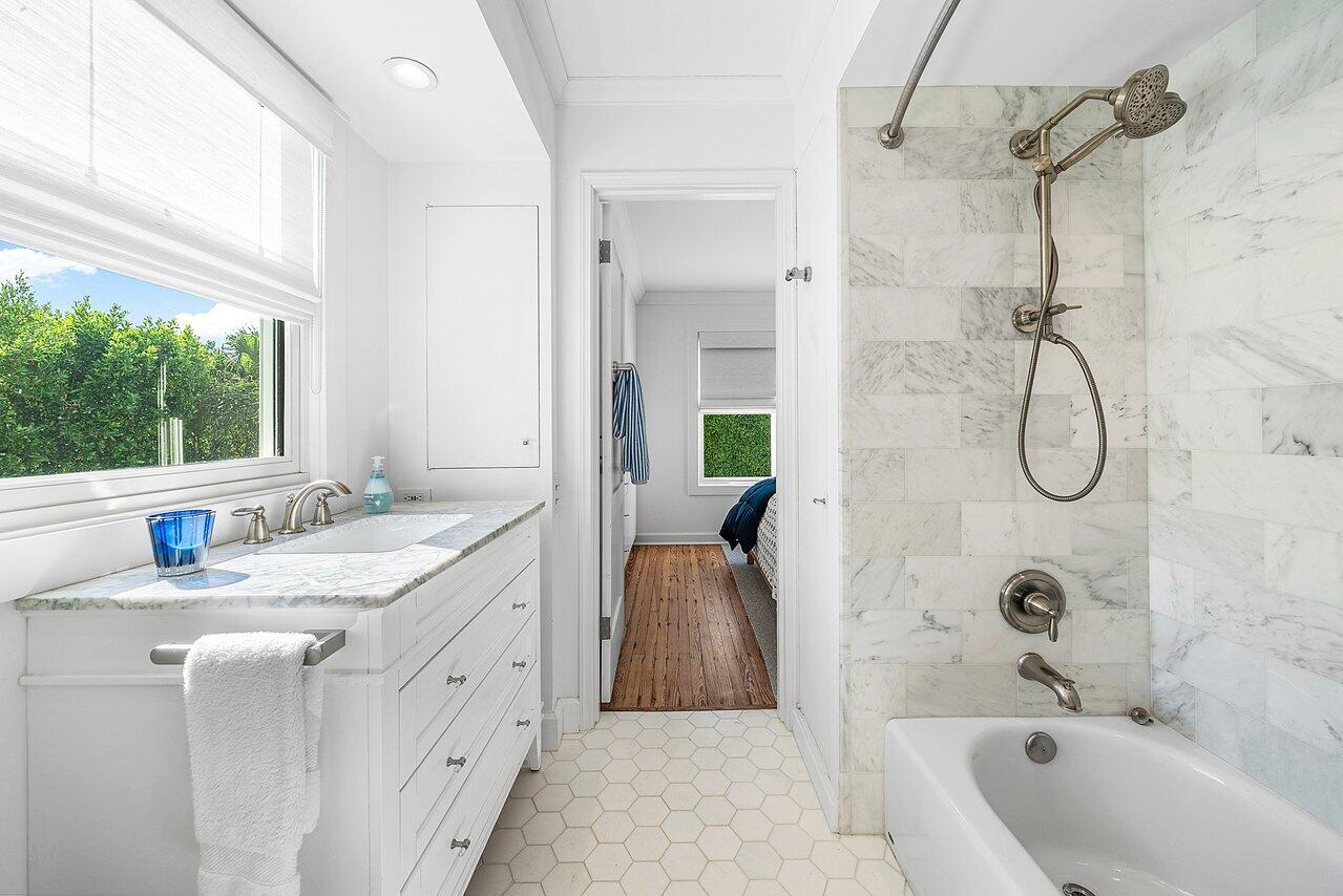 ROYAL PARK - Residential