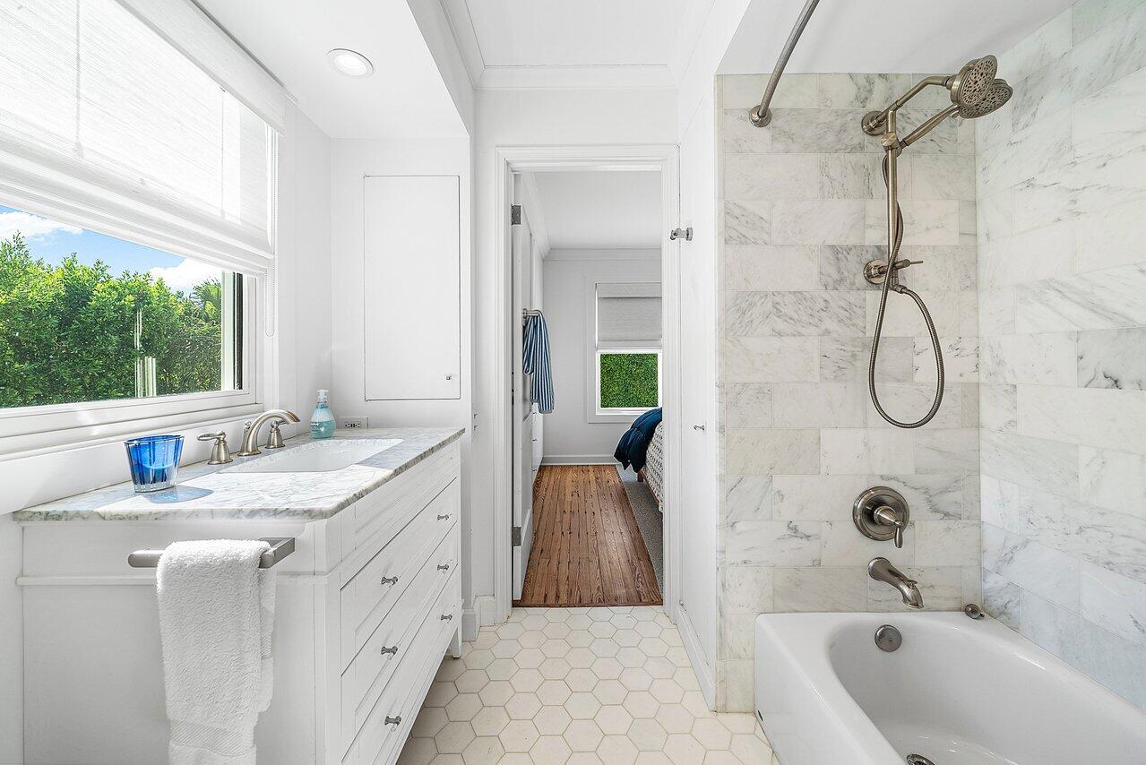 ROYAL PARK - Residential