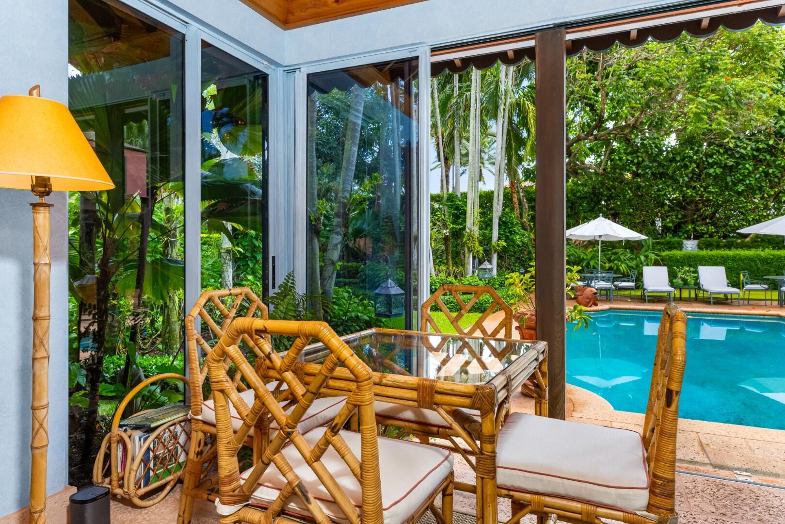 EL BRAVO PARK - Residential