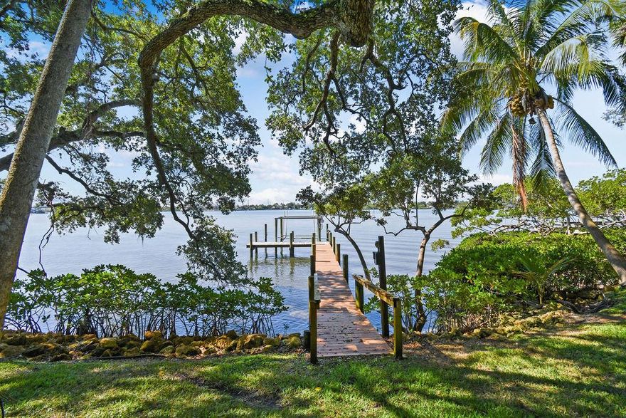 Final and Best is due by close of business 5 PM Thursday 5/12/2022. Once in a lifetime opportunity to own on the blue water section of the highly coveted River. South facing parcel situated on close to 3/4 acre. Come build your dream waterfront residence on spectacular parcel.

Jupiter is a top destination for tennis and golf with its highly coveted courses and local pros. Proudly home to some of the most renowned golf courses in the World. The historic Jupiter Inlet Lighthouse and Juno Pier are testaments to the community's long-standing relationship with aquatic pursuits...world class diving and fishing await just offshore. Minutes from Palm Beach International Airport and Stuart Jet Port. For those placing an emphasis on a private, pastoral setting within close proximity to the amenities of an idyllic community like Jupiter, Riverside Dr is an unparalleled offering.
THERE ARE OCCUPANTS ON SITE, DO NOT WALK WITHOUT AN APPOINTMENT!