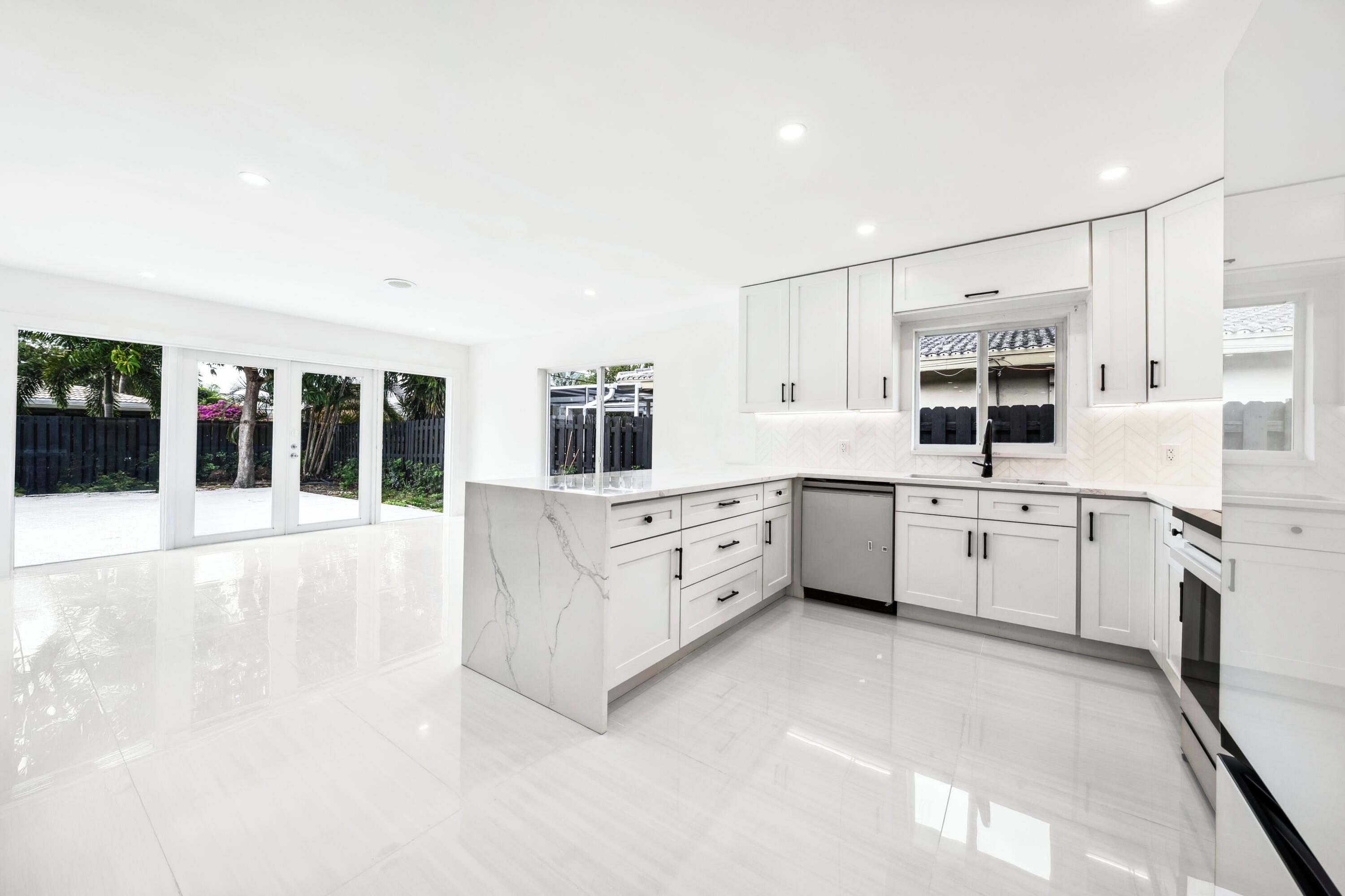 1750 NE 49th Street