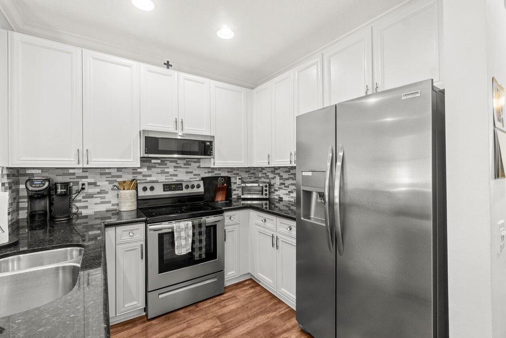 Photo of 1874 Via Sofia, Boynton Beach, FL 33426 (MLS # R11081110)