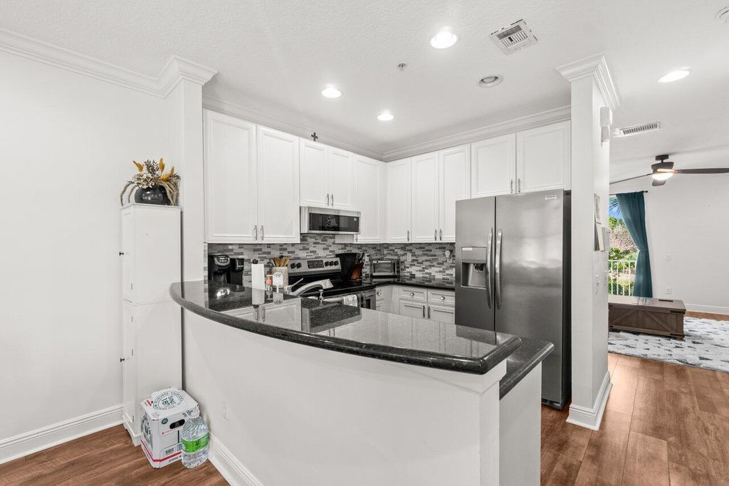 Photo of 1874 Via Sofia, Boynton Beach, FL 33426 (MLS # R11081110)