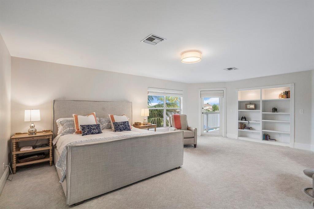 BOYNTON ISLES - Residential