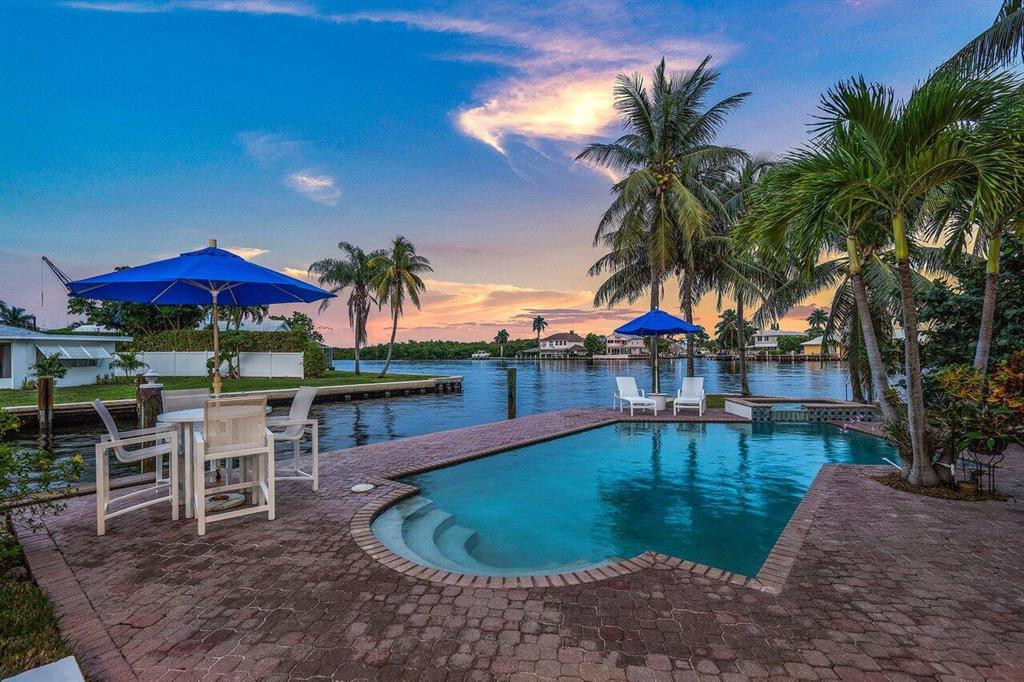 BOYNTON ISLES - Residential