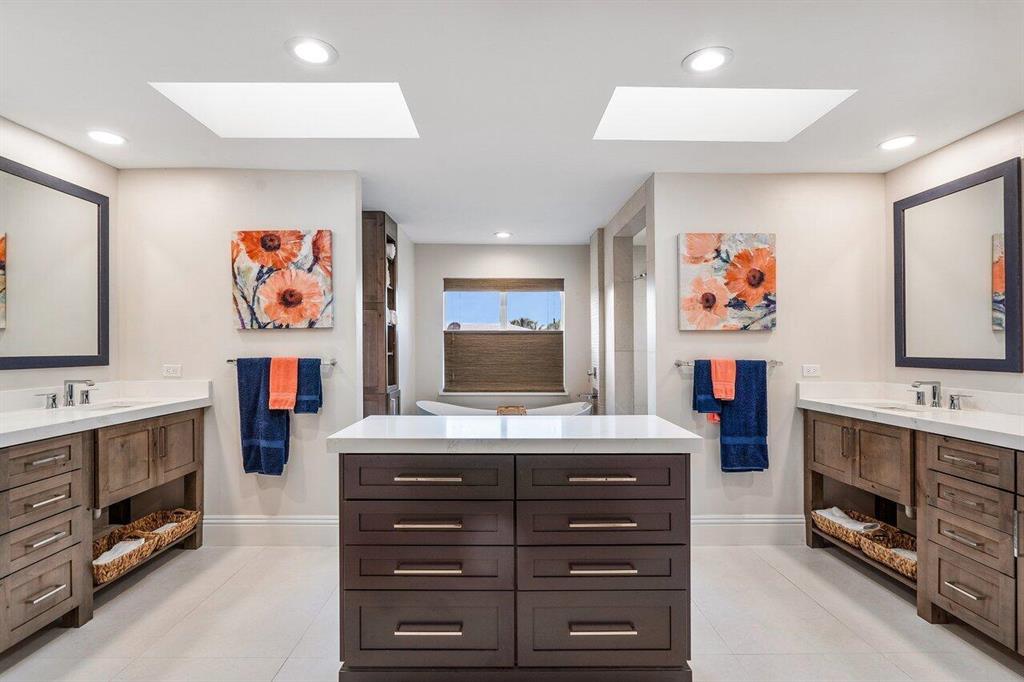 BOYNTON ISLES - Residential