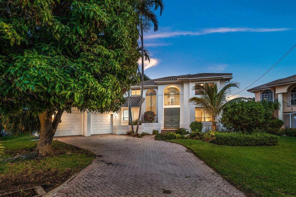 BOYNTON ISLES - Residential