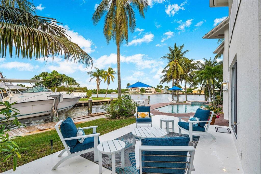 BOYNTON ISLES - Residential