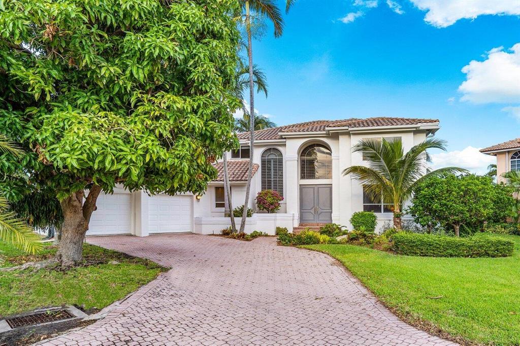 BOYNTON ISLES - Residential