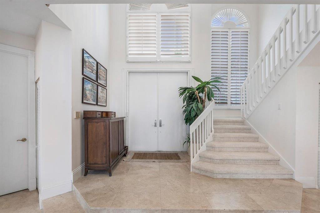 BOYNTON ISLES - Residential