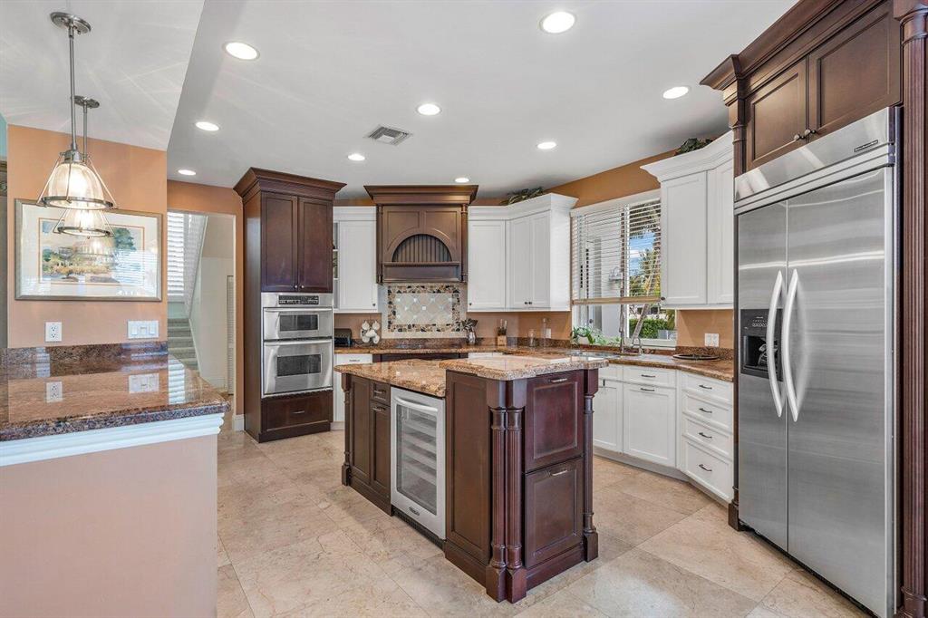 BOYNTON ISLES - Residential