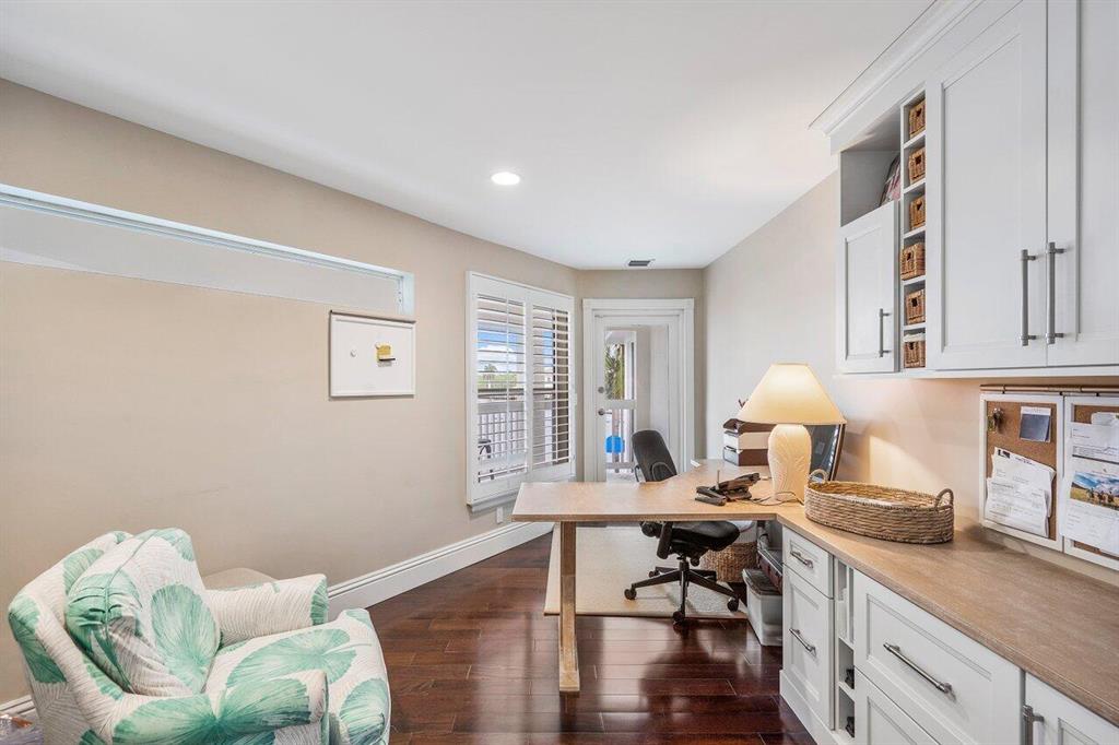 BOYNTON ISLES - Residential