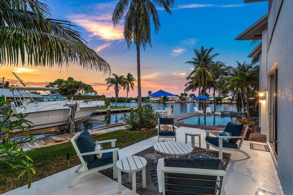 BOYNTON ISLES - Residential