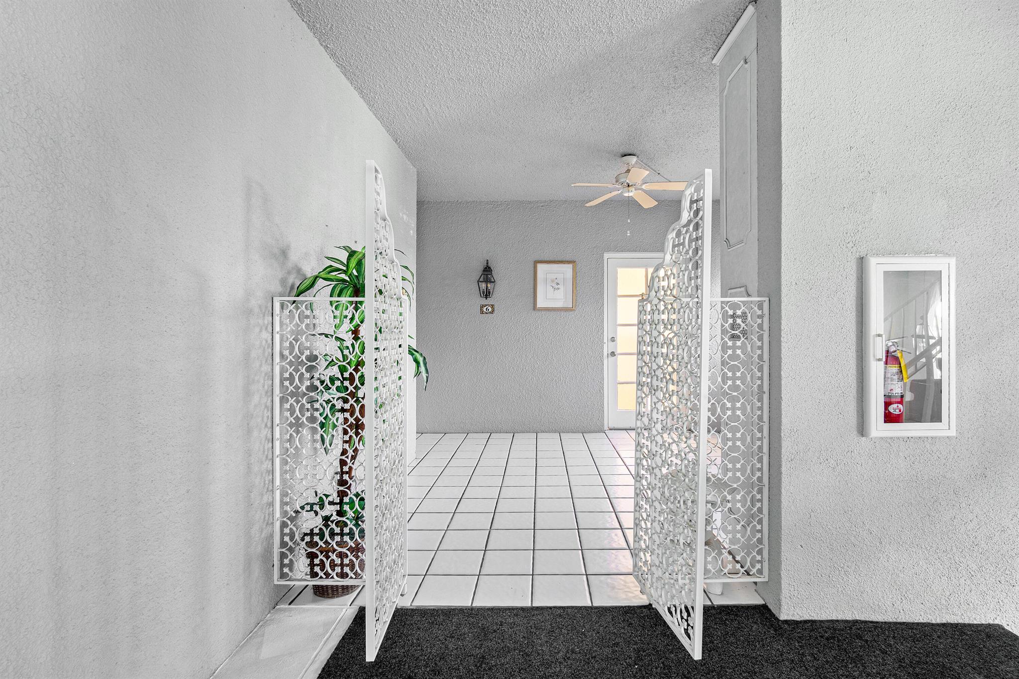 2165 Ibis Isle Road 6