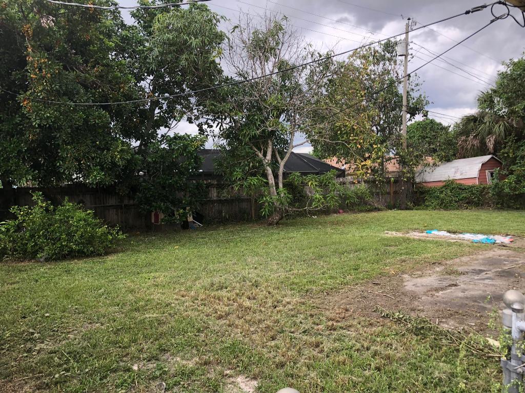 LAKE BELVEDERE ESTATES 4TH ADD - Residential